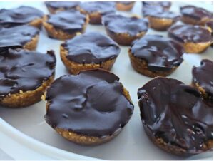 healthy homemade peanut butter cups